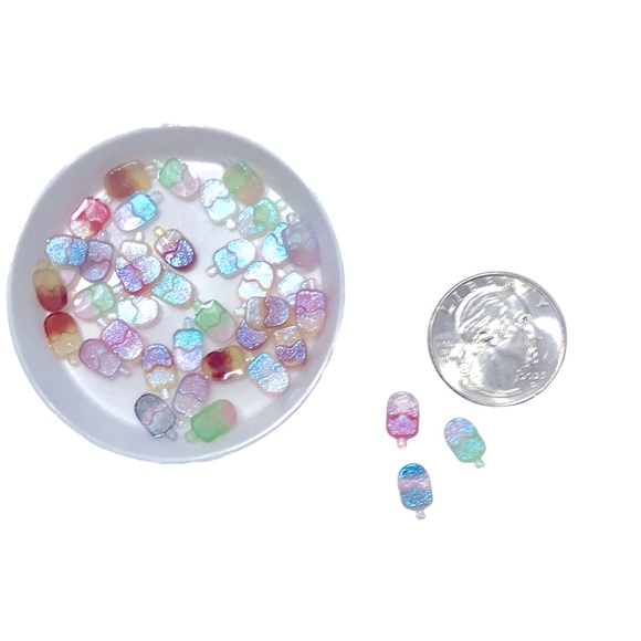 🆕 Mini Rainbow Popsicle Glitter Nail Charms - Picture 1 of 4